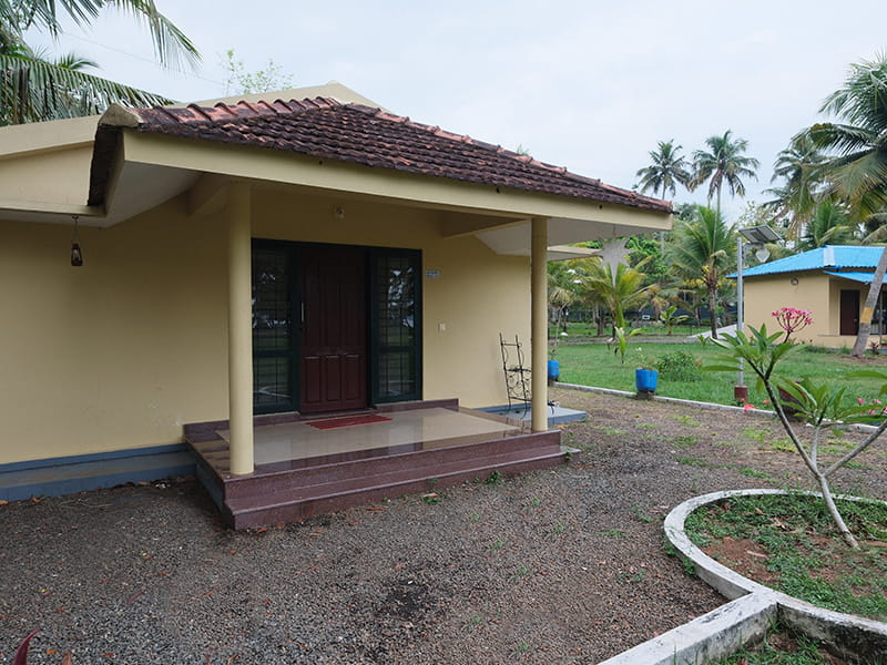 villa near vembanad lake kumarakom keralam