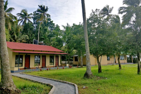 Best Villa Stay Near ktdc Kumarakom Keralam